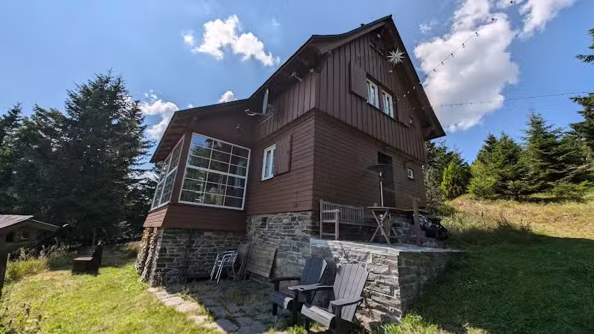 Adlerh&uuml;tte