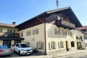 Alpen G&auml;stehaus