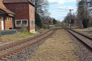 Am Bahnhof