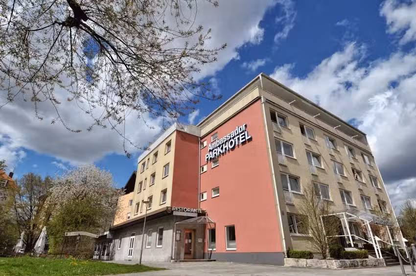 Ambassador Parkhotel