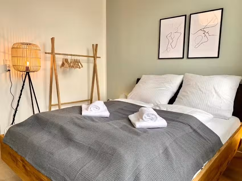 Antoni Homes 2 Personen I Zentral I Studio I Balkon