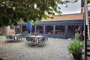 B & B BonVert