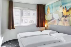 B&B HOTEL Würzburg-City