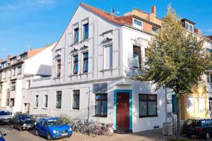 B & L Hostel