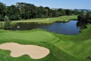Beckenbauer Golf Course &ndash; Porsche Golf Course