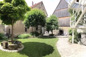 Bed and Kitchen &ndash; Goldene Krone