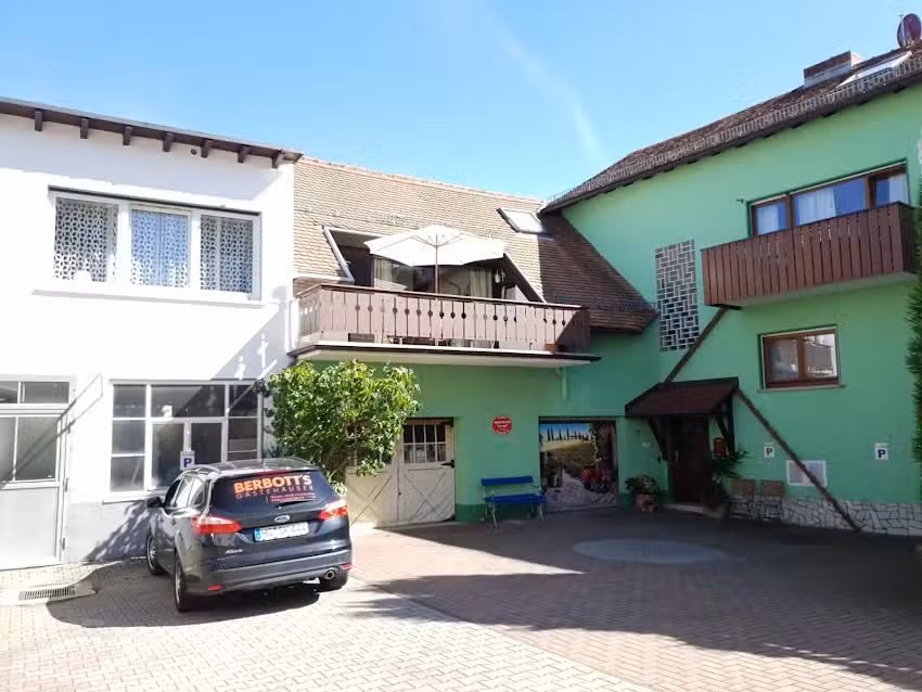 Berbott&rsquo;s G&auml;steh&auml;user &ndash; Appartementhaus