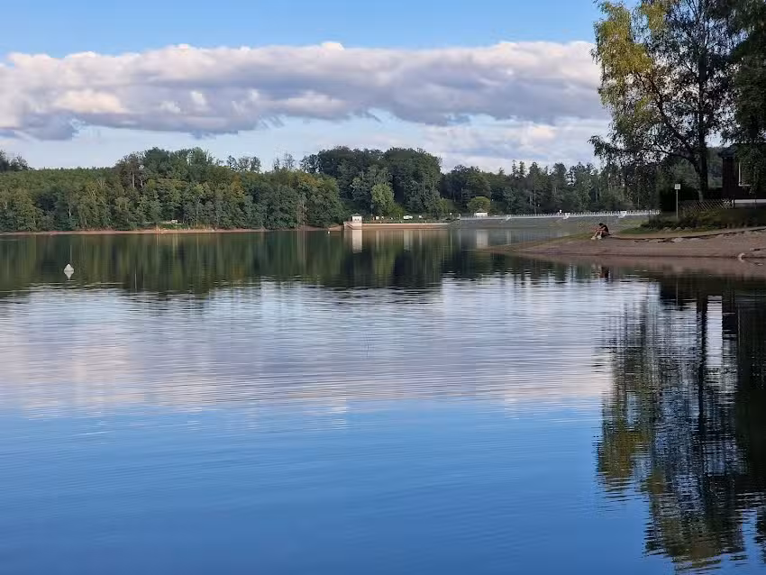 Bevertalsperre Camping