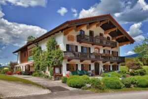 Binderh&auml;usl &ndash; Hotel Garni Inzell