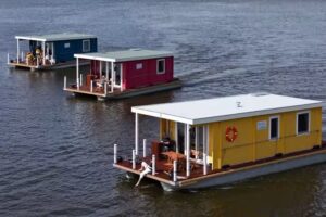 BunBo das Bungalowboot &ndash; Aquare Charter GmbH
