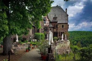 Burg Arras