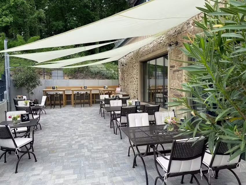 Caf&eacute; Ilse &ndash; Ranis &ndash; Eiscaf&eacute; & Ferienwohnungen