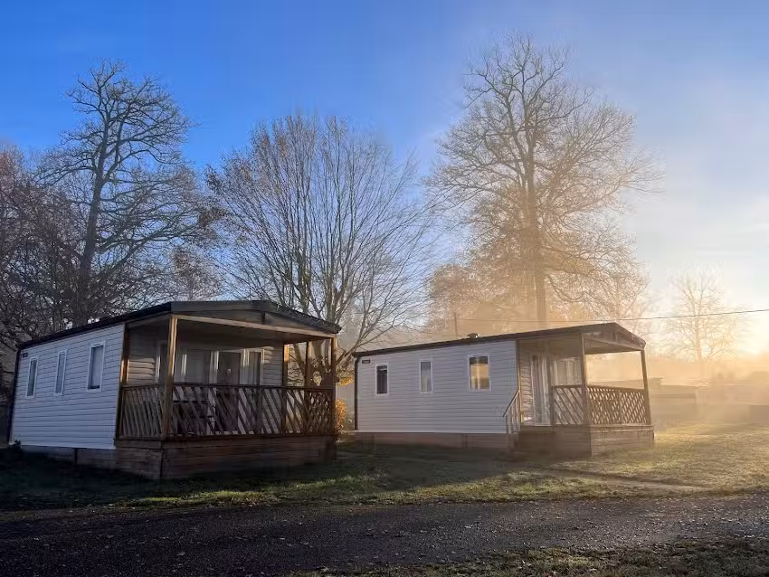 Camping im Eichenwald