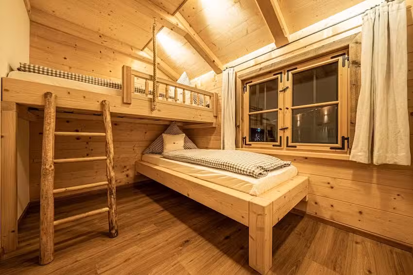 chalet-alpin-bauen.de