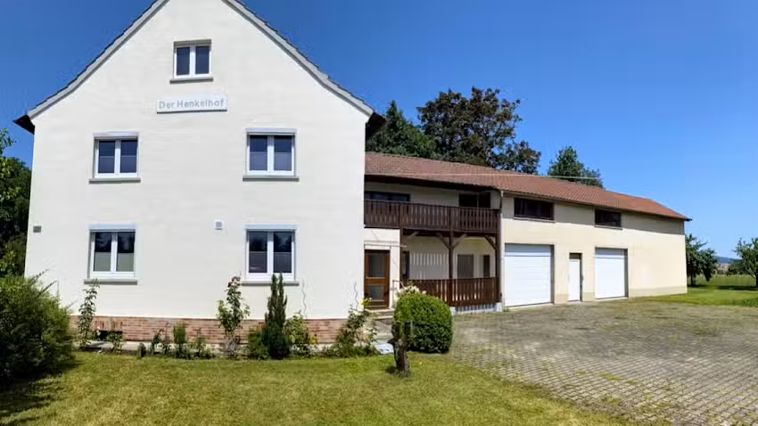 Der Henkelhof