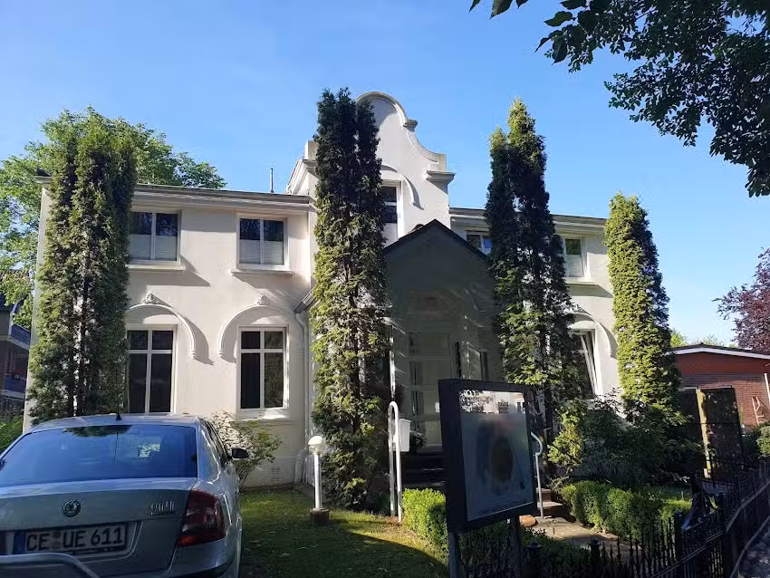 Die kleine &bdquo;Villa Schwanenteich&ldquo;