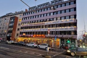 die wohngemeinschaft • Café • Bar • Hostel • Meeting Spaces • Theater