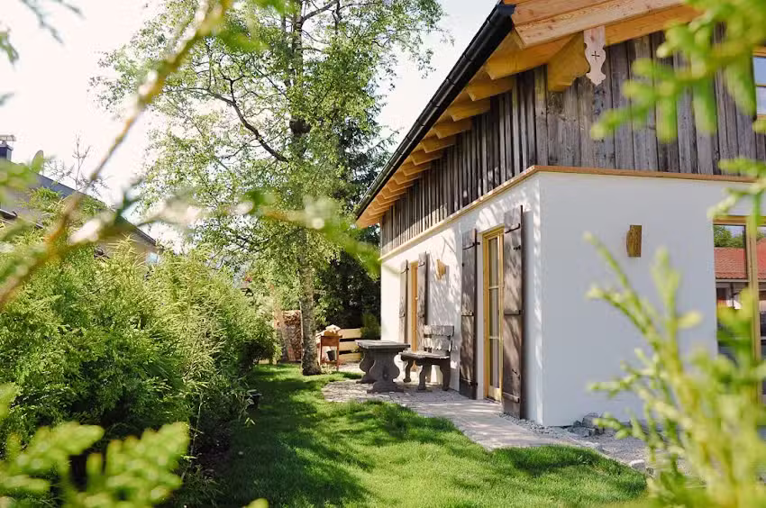 Die zwei Chalets am Tegernsee