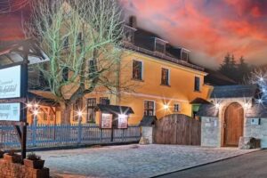 Event & Hochzeitshotel “ Zum grünen Baum“ GmbH