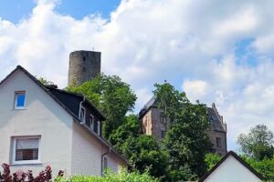Ferienhaus „Zum Burgfried“ Unterkunft4You