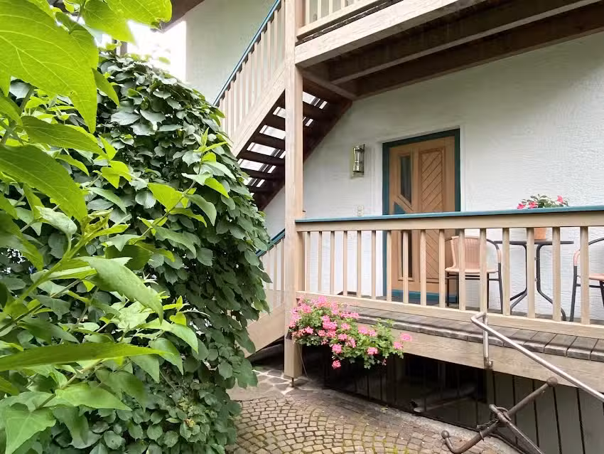 Ferienwohnung B&uuml;rgin
