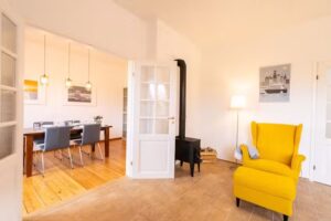Ferienwohnung im historischen Bahnhof