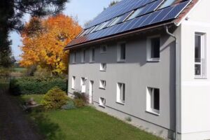 Ferienwohnung im KUNST.HAUS am See ****