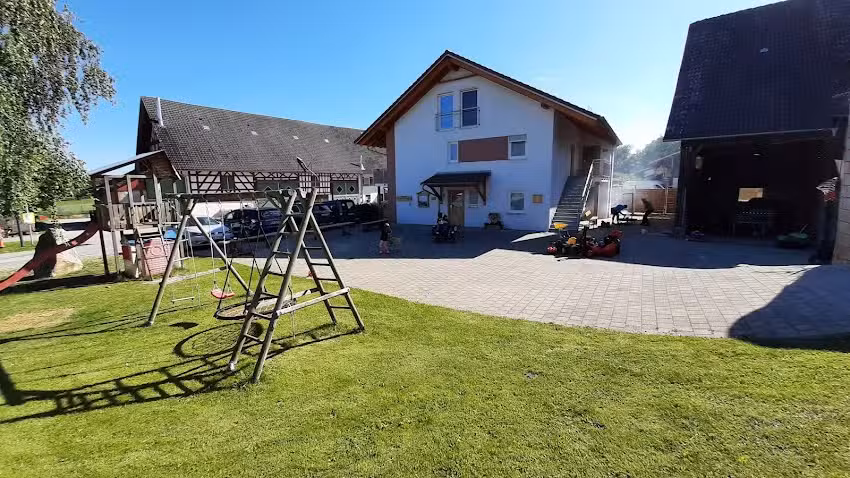 Ferienwohnung R&ouml;lle