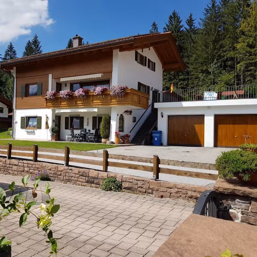 Ferienwohnung Schnitzlbaumer