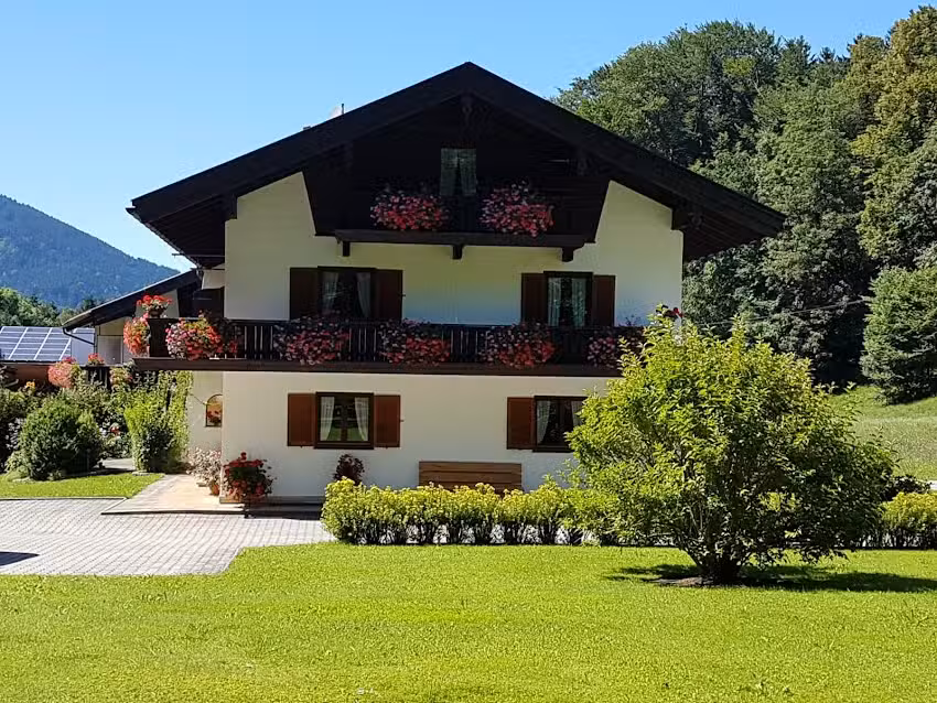 Ferienwohnungen Bernrieder