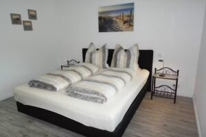 Ferienwohnungen / Ferienhaus Karolin GbR