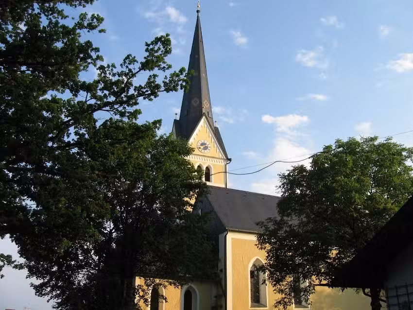 Ferienwohnungen Maderhof, Mary u. Andreas Fischer