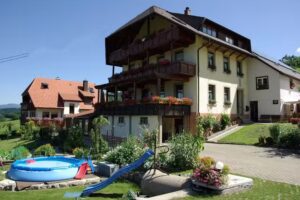 Ferienwohnungen Maierhof Oberried