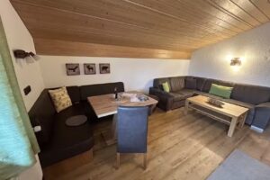 Ferienwohnungen Manghofer &ndash; G&auml;stehaus Bergwelt & Landhaus Bergromantik