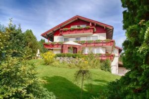 Fewo & G&auml;stehaus Alpenflora