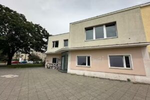 find me accommodation