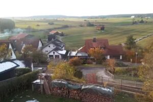 Frau Lore Fehrenbach