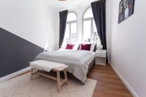 FULL HOUSE Apartment Hotel