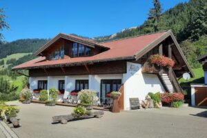 G&auml;stehaus Auerst&uuml;ble &ndash; Theo Schw&auml;rzler