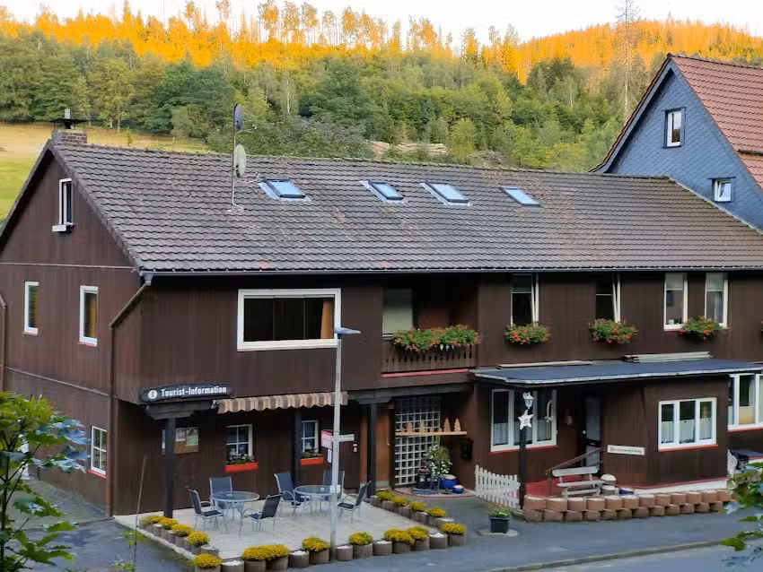 G&auml;stehaus B&uuml;ndge