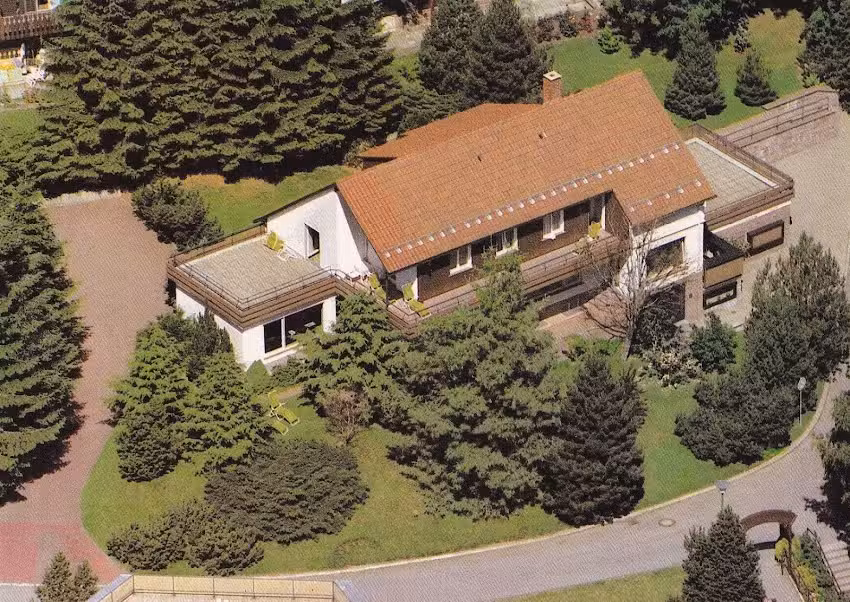 G&auml;stehaus Hirzel