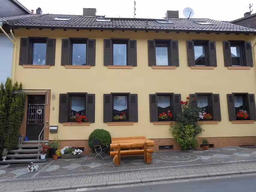 G&auml;stehaus Schu
