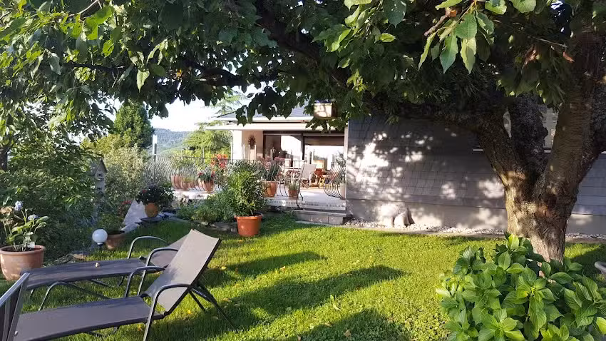 G&auml;stehaus Spro&szlig;