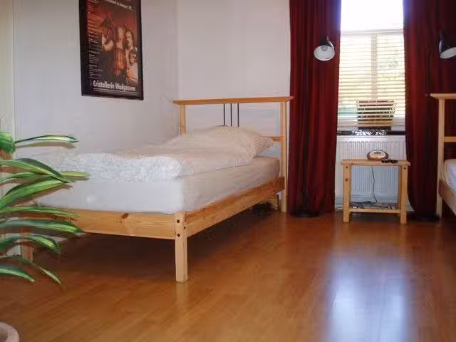 G&Auml;STEZIMMER im Lamberthaus