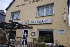 Gasthaus und Pension Schadly
