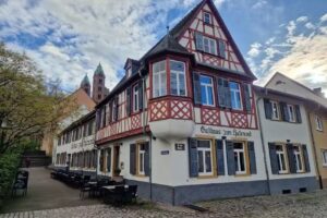 Gasthaus zum Halbmond