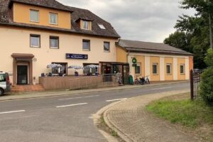 Gastst&auml;tte und Pension Am Storchennest Karras