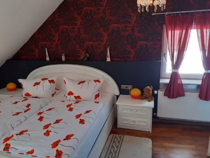 Gem&uuml;tlische Zimmer