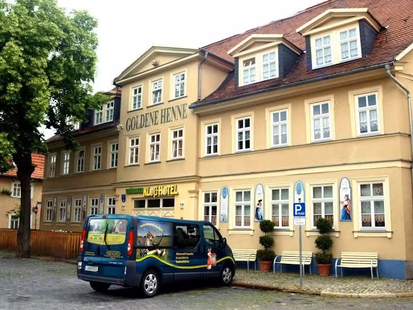 Goldene Henne GmbH