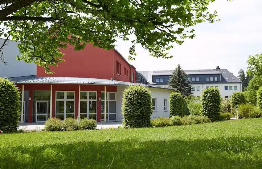 Green Night Hotel